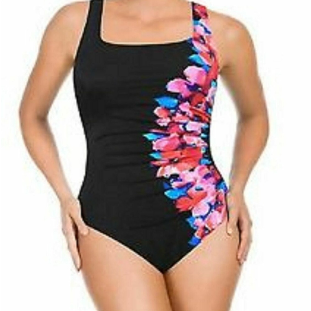 Kirkland Miraclesuit Sidecourse size 8
